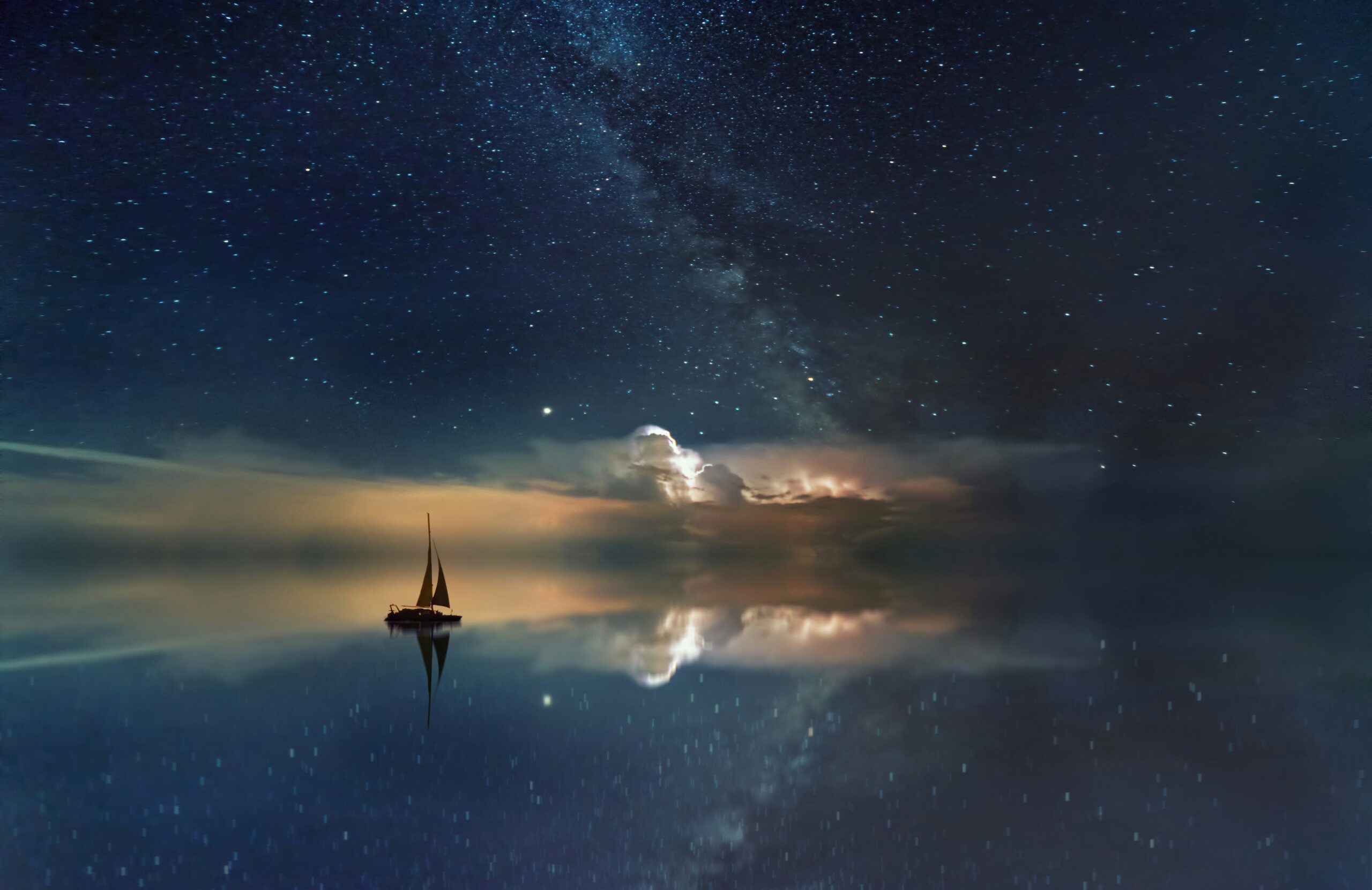 bateau sur l'eau nuit étoilée